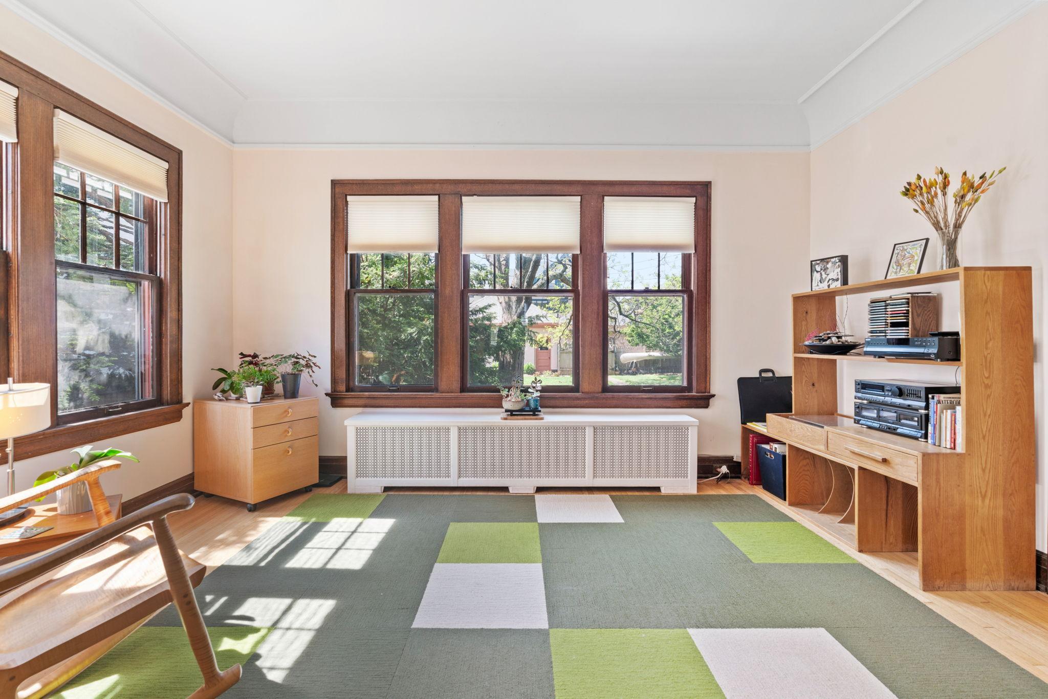 35-web-or-mls-1629 25th St-35.jpg