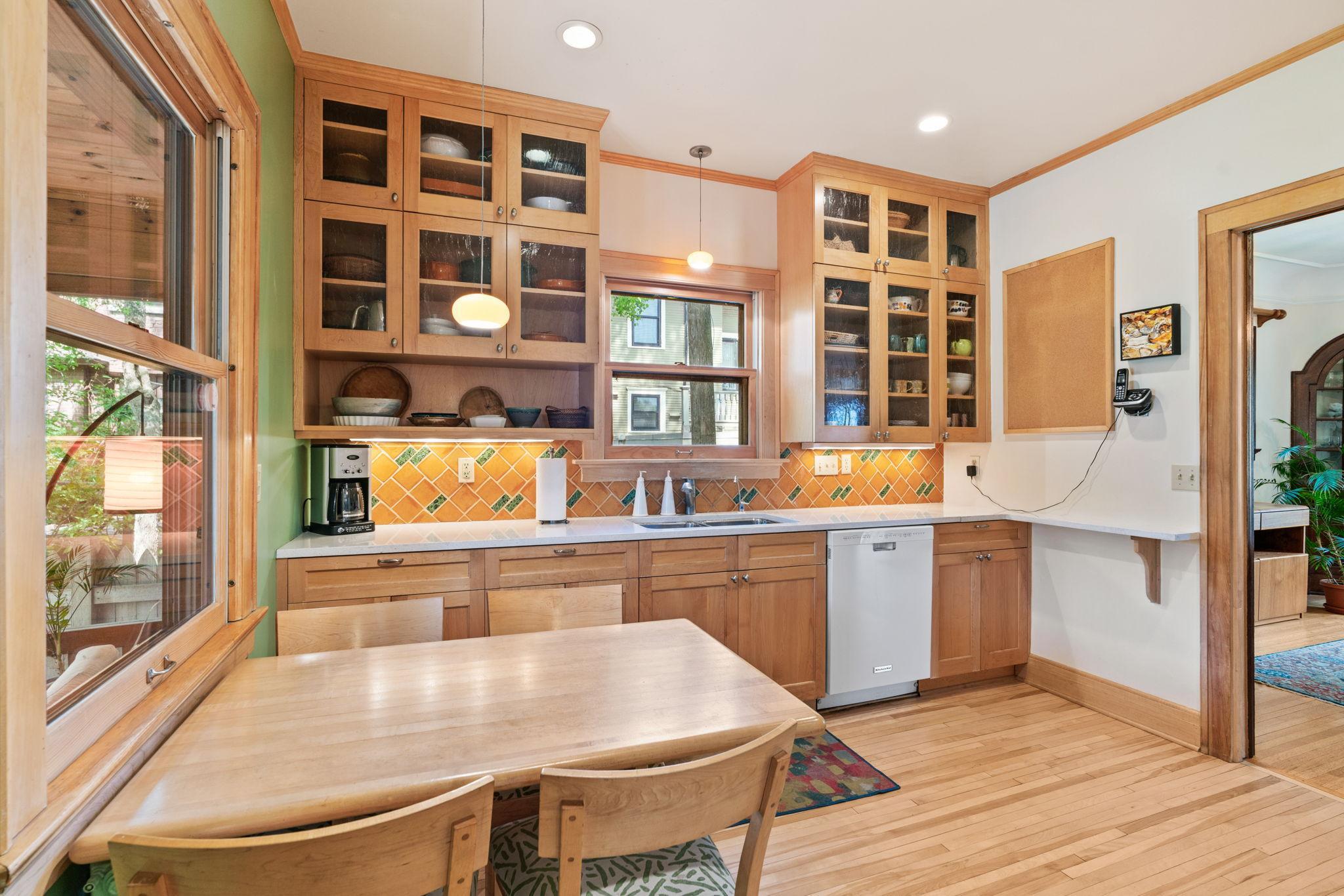 43-web-or-mls-1629 25th St-43.jpg