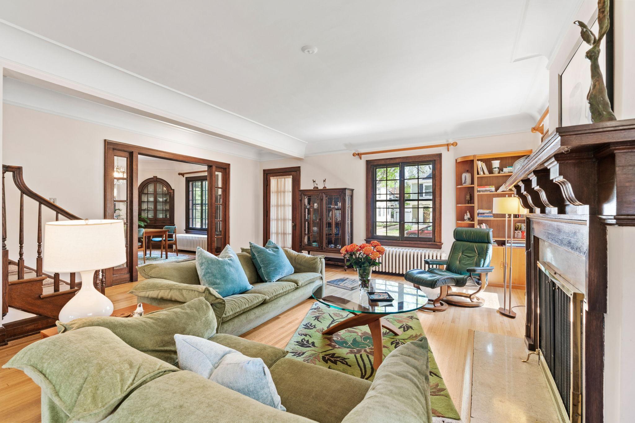 34-web-or-mls-1629 25th St-34.jpg
