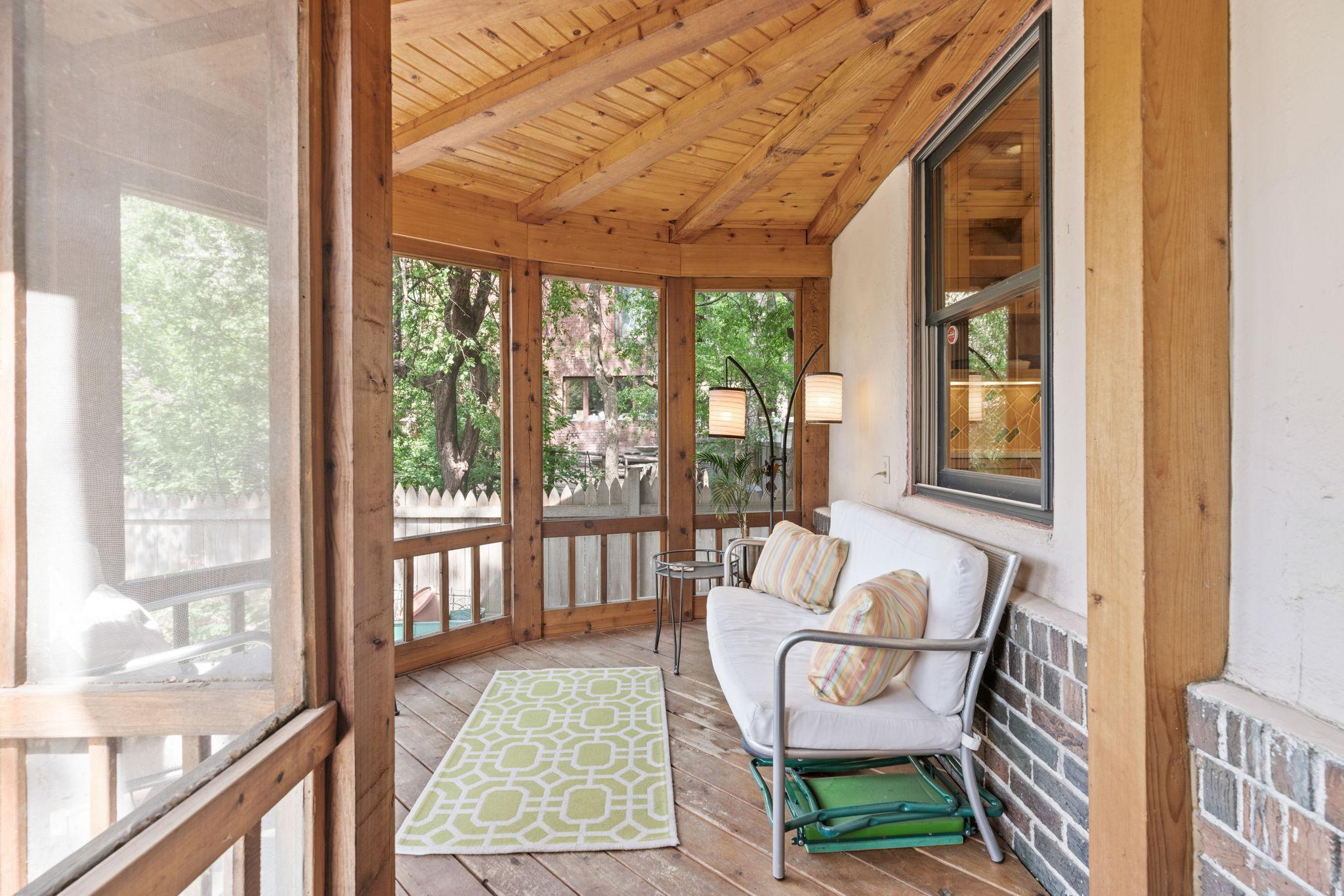 13-web-or-mls-1629 25th St-13.jpg