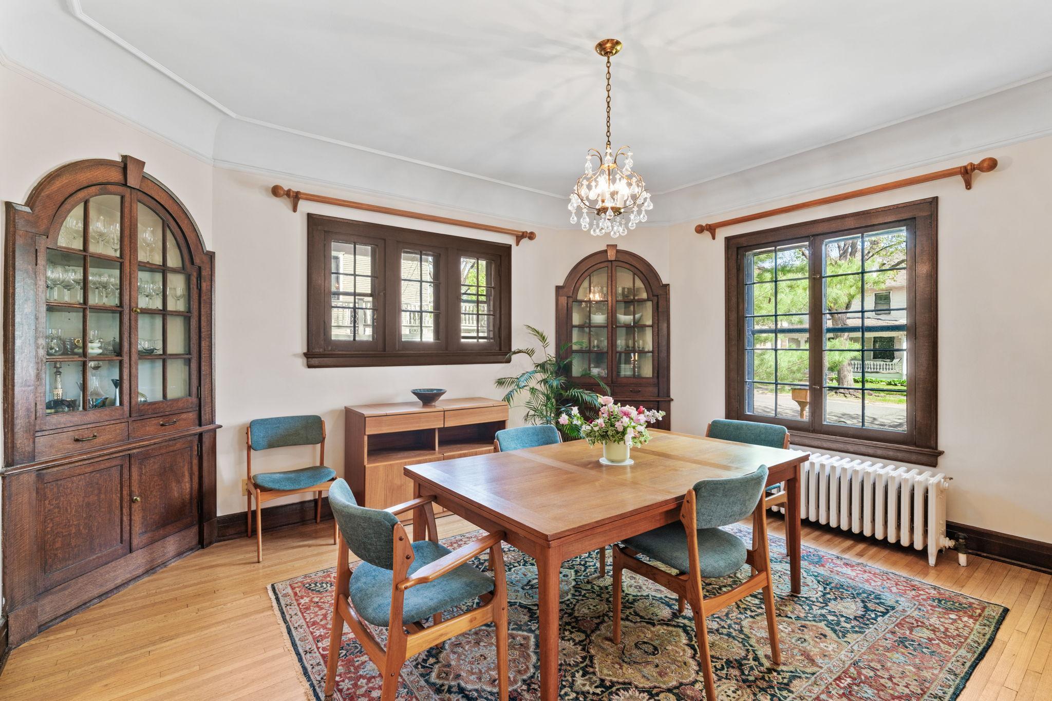 39-web-or-mls-1629 25th St-39.jpg