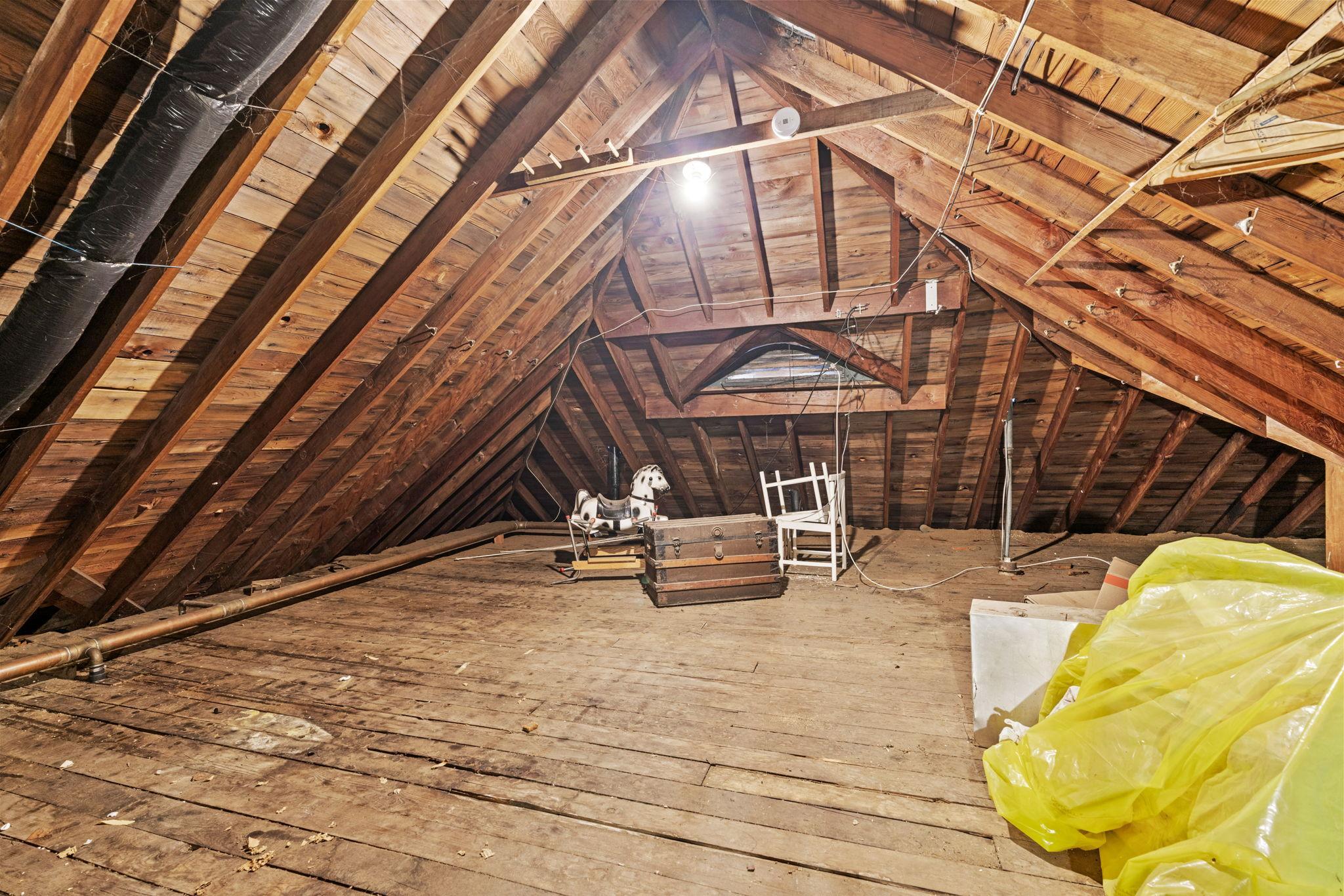 72-web-or-mls-1629 25th St-72.jpg