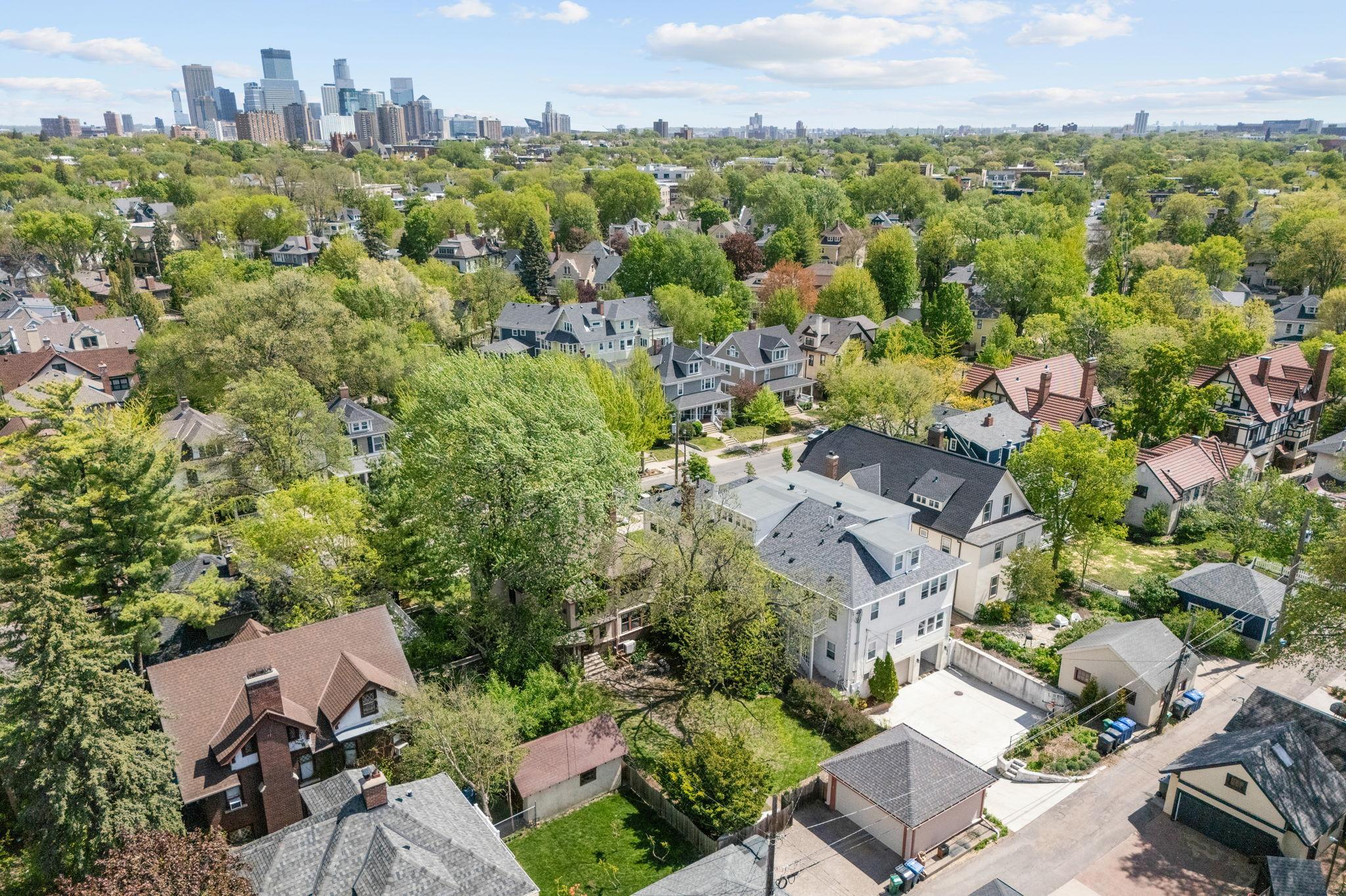 20-web-or-mls-1629 25th St-20.jpg