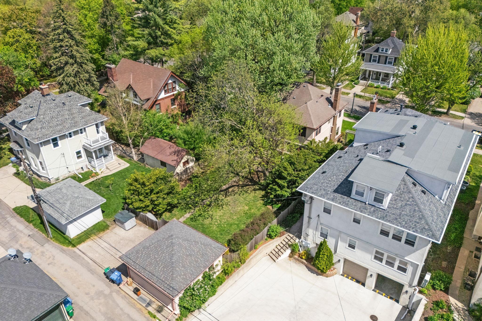 21-web-or-mls-1629 25th St-21.jpg
