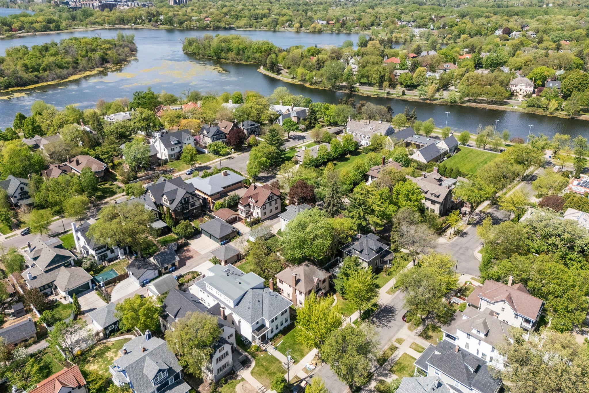 23-web-or-mls-1629 25th St-23.jpg
