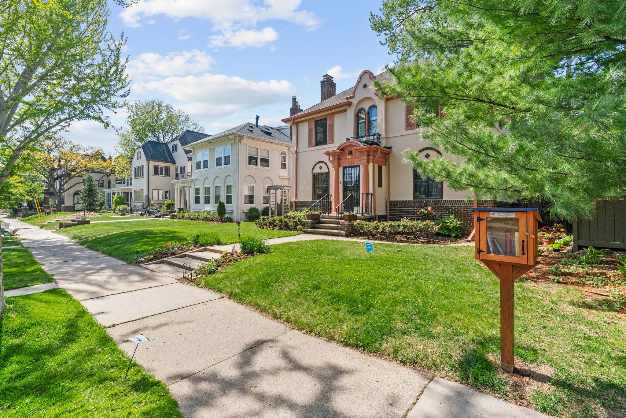 3-web-or-mls-1629 25th St-3.jpg