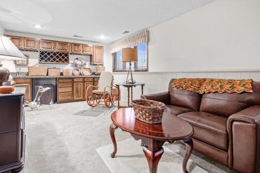 4936 Poppy Lane, Minneapolis, MN 55435