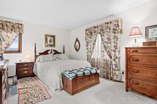 4936 Poppy Lane, Minneapolis, MN 55435