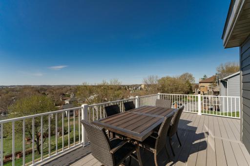 9 Island Heights Court NE, Pine Island, MN 55963