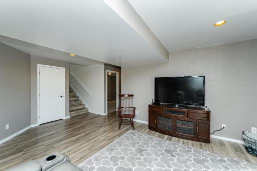 9 Island Heights Court NE, Pine Island, MN 55963