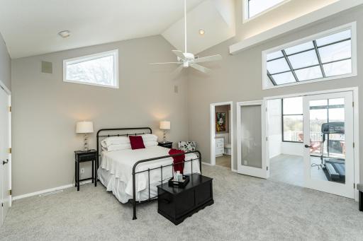 9 Island Heights Court NE, Pine Island, MN 55963