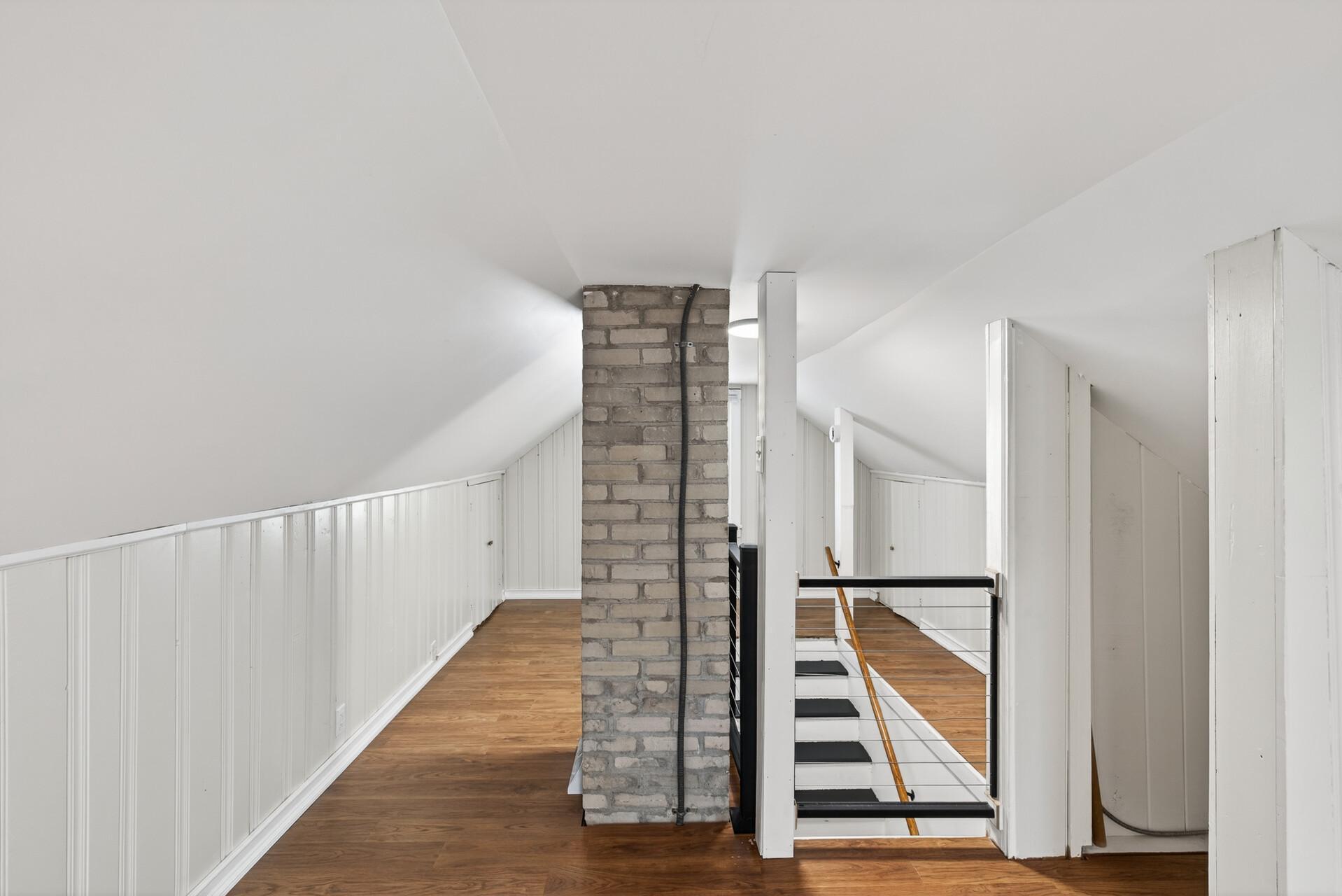 Bedroom 3 - Upper Level