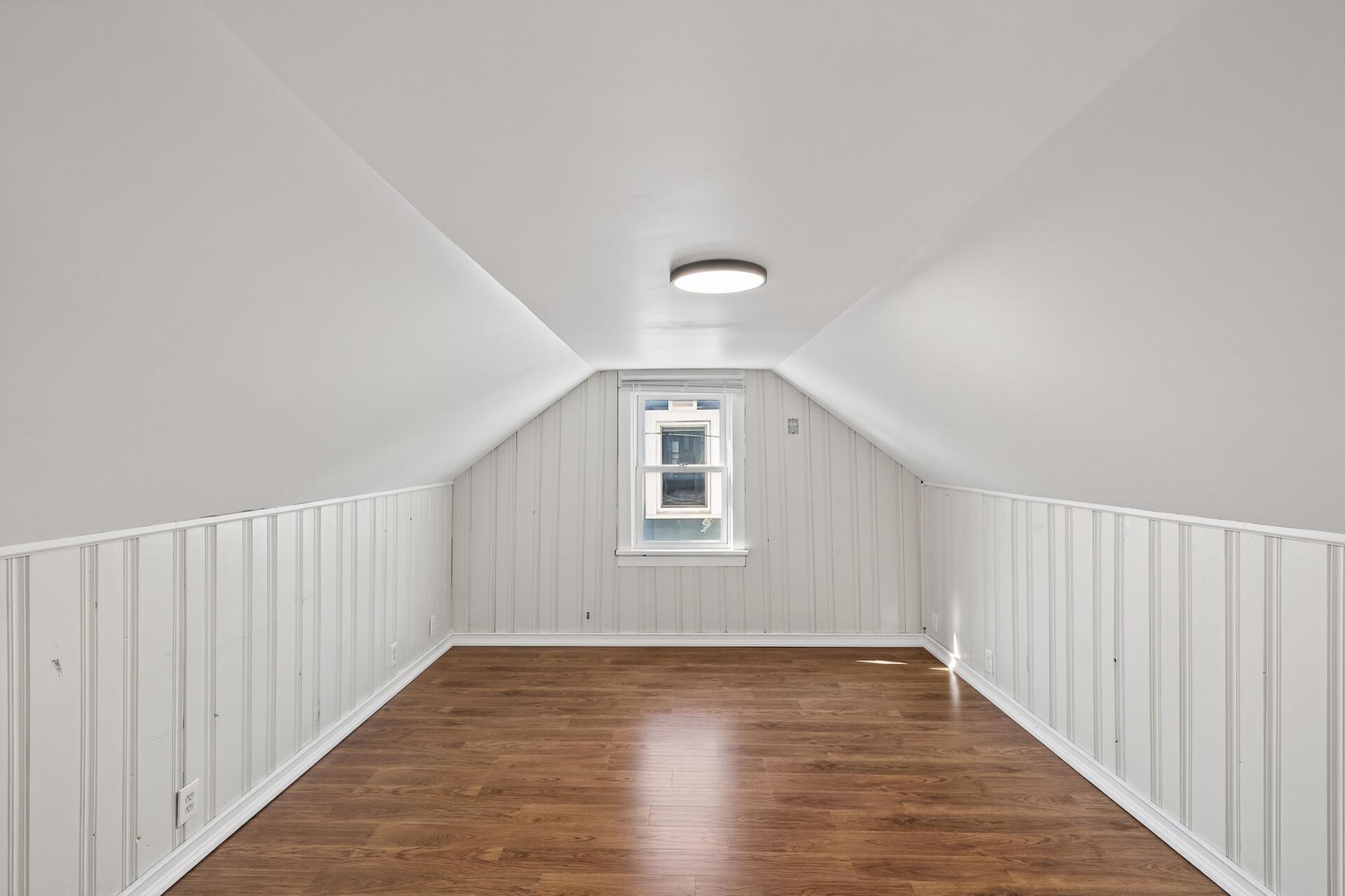 Bedroom 3 - Upper Level