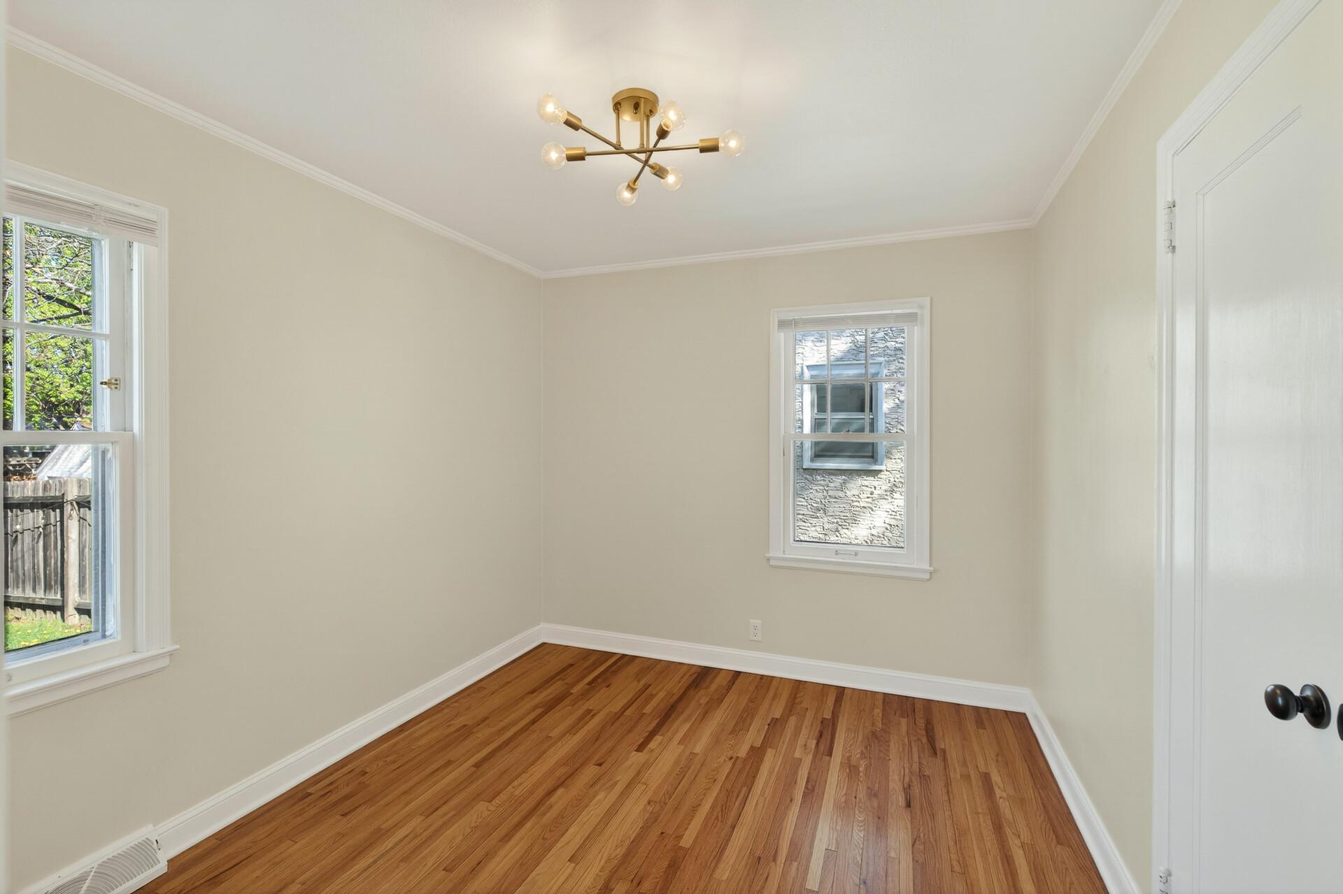 Bedroom 1 - Main Level