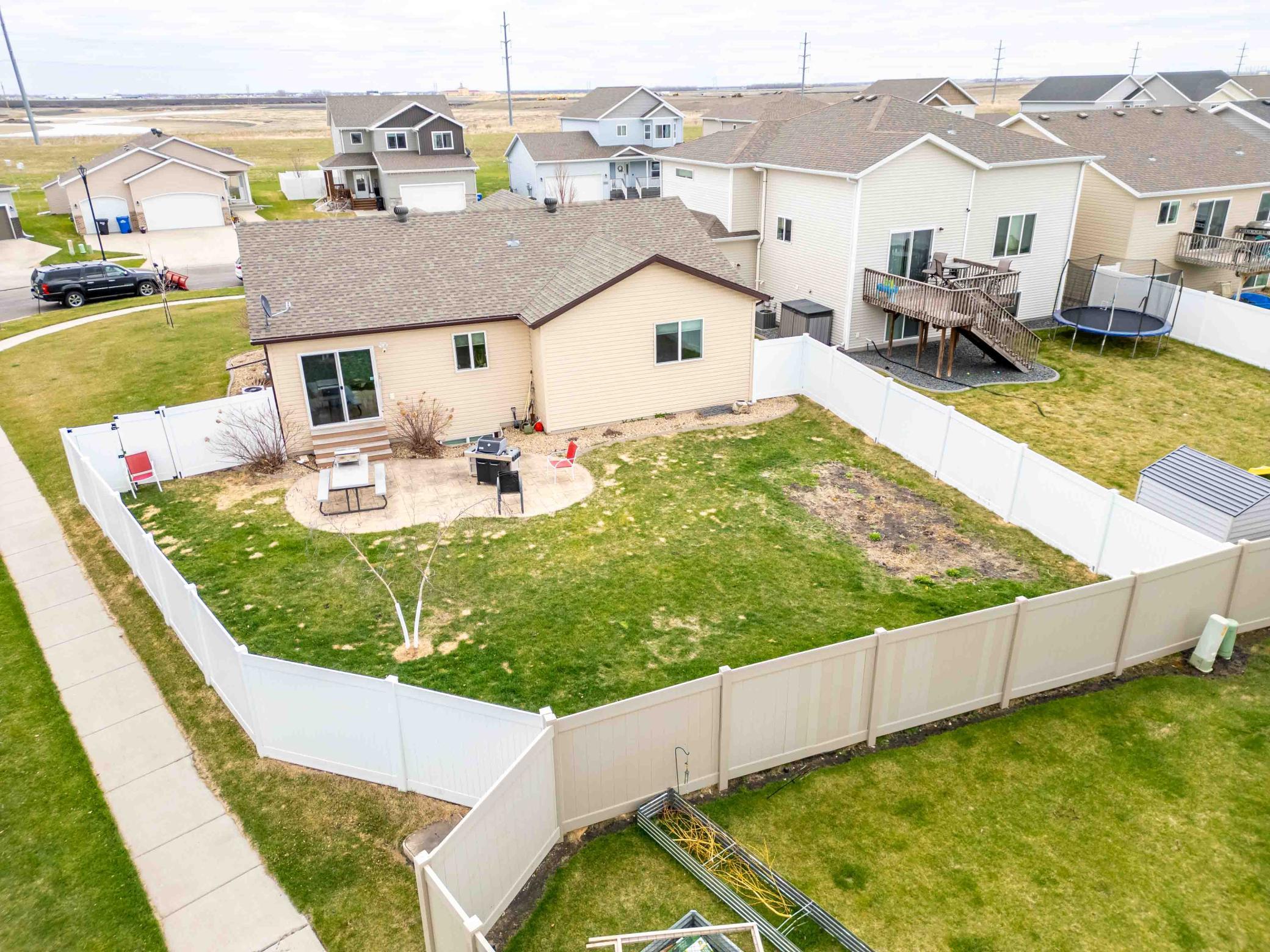 Full Privacy Fence