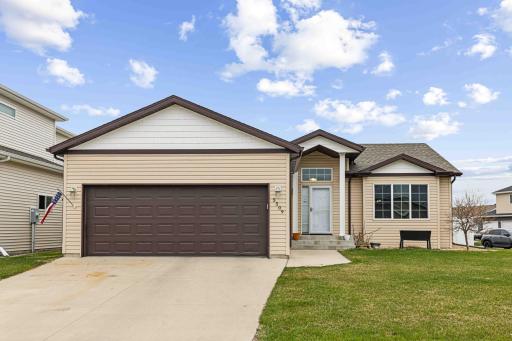 5509 58th Street S, Fargo, ND 58104