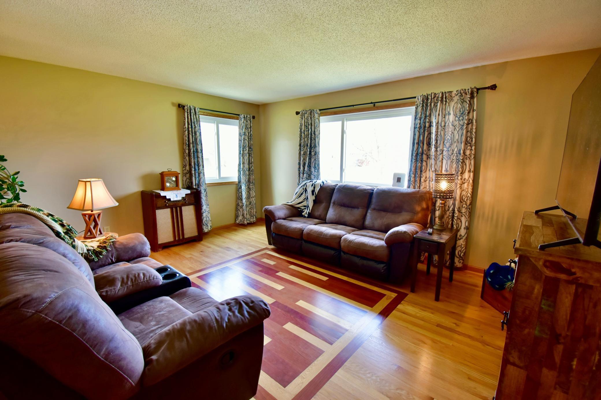 Look at that woodwork in the floor