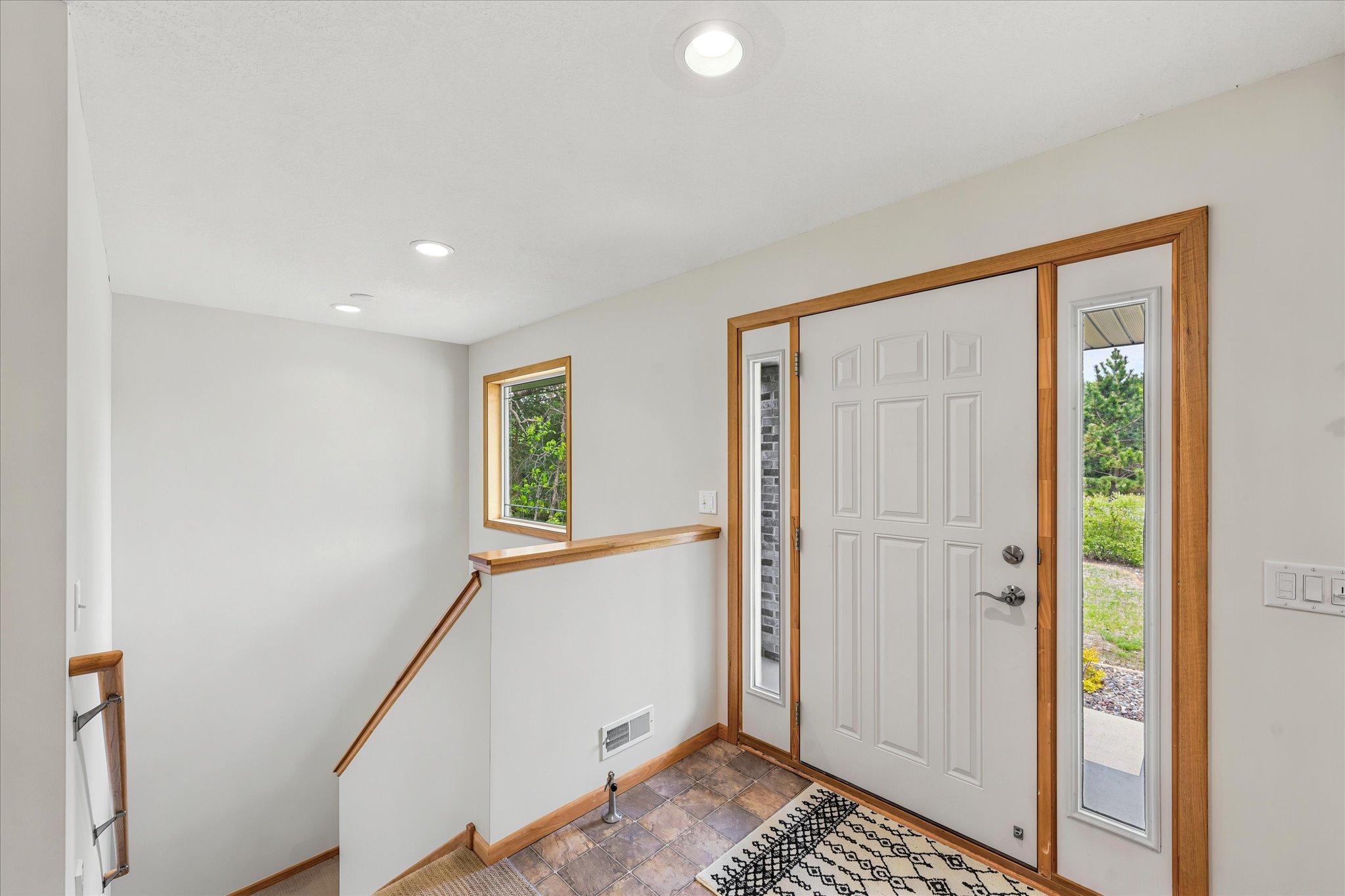 07-18757 243rd Ave NW [3078706]- 007.jpg