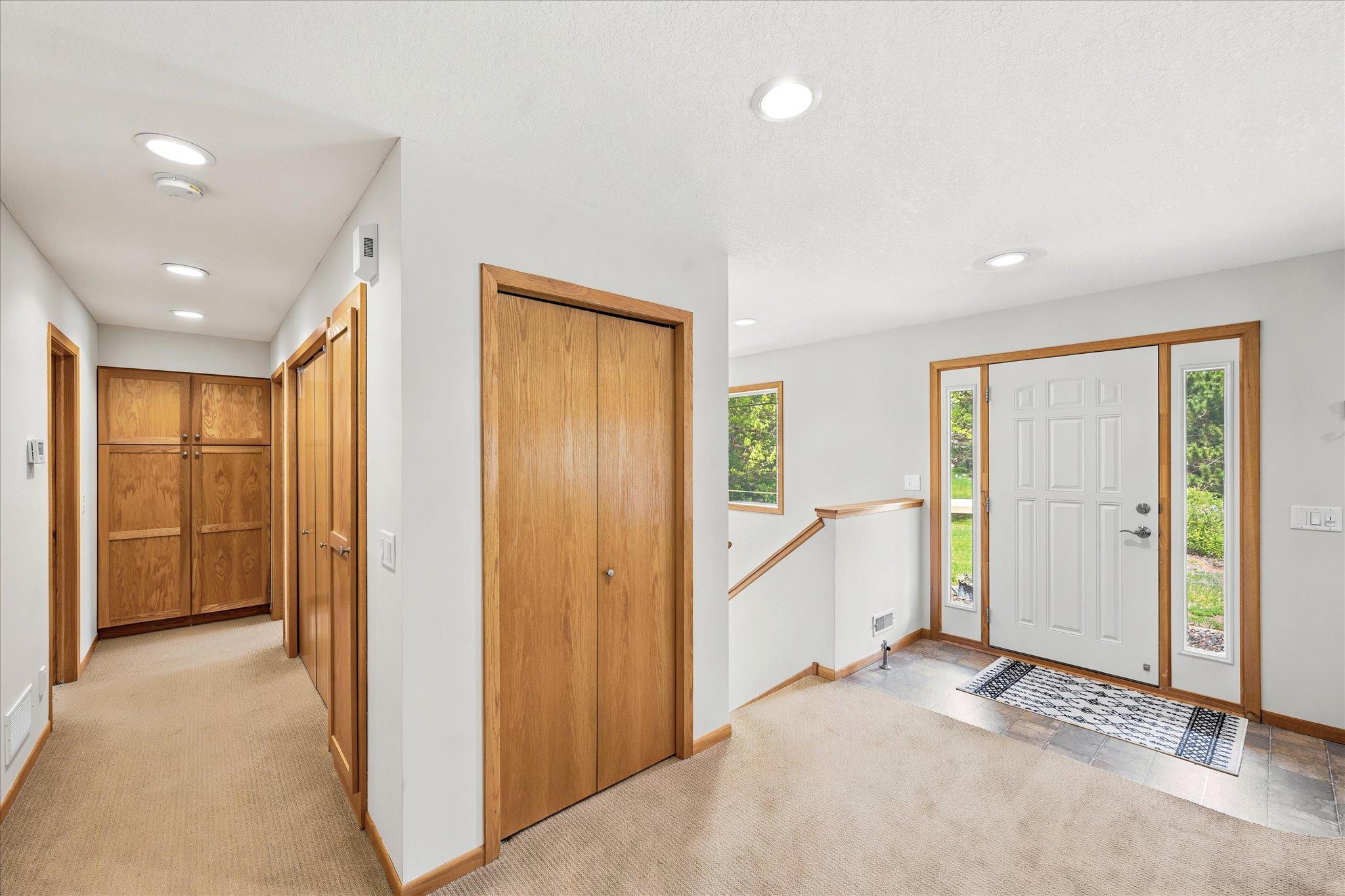 25-18757 243rd Ave NW [3078706]- 025.jpg