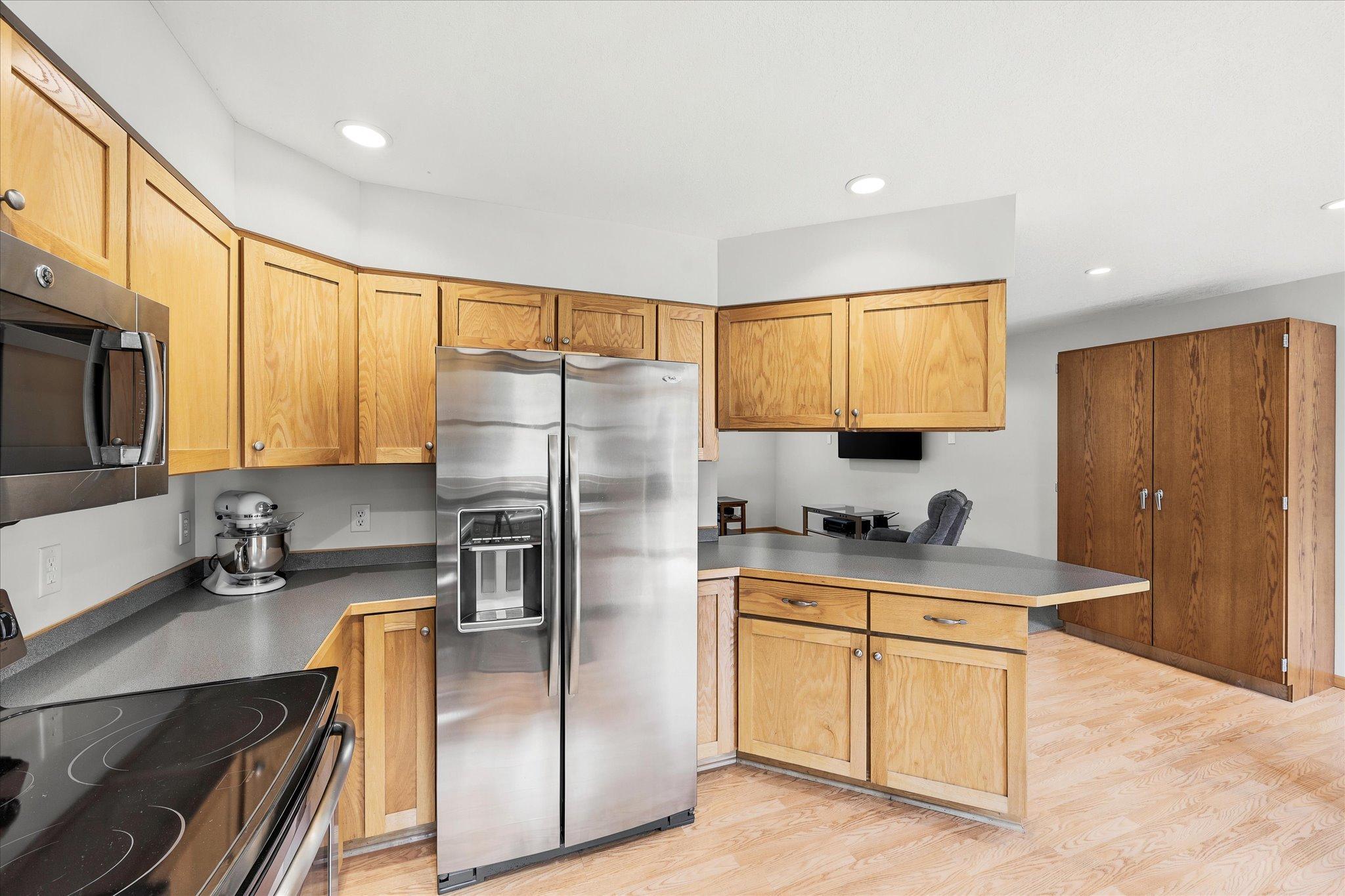 23-18757 243rd Ave NW [3078706]- 023.jpg