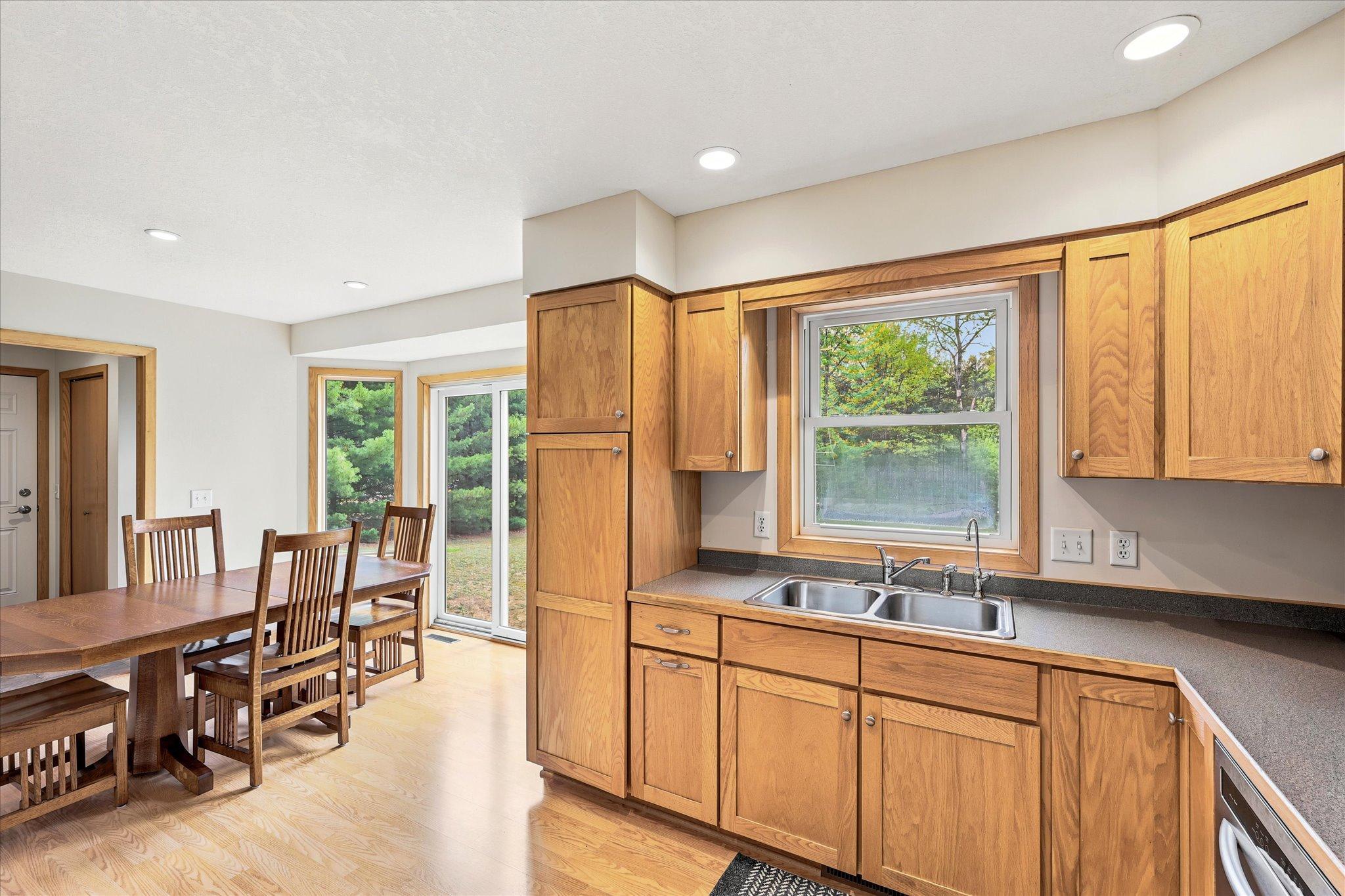 22-18757 243rd Ave NW [3078706]- 022.jpg