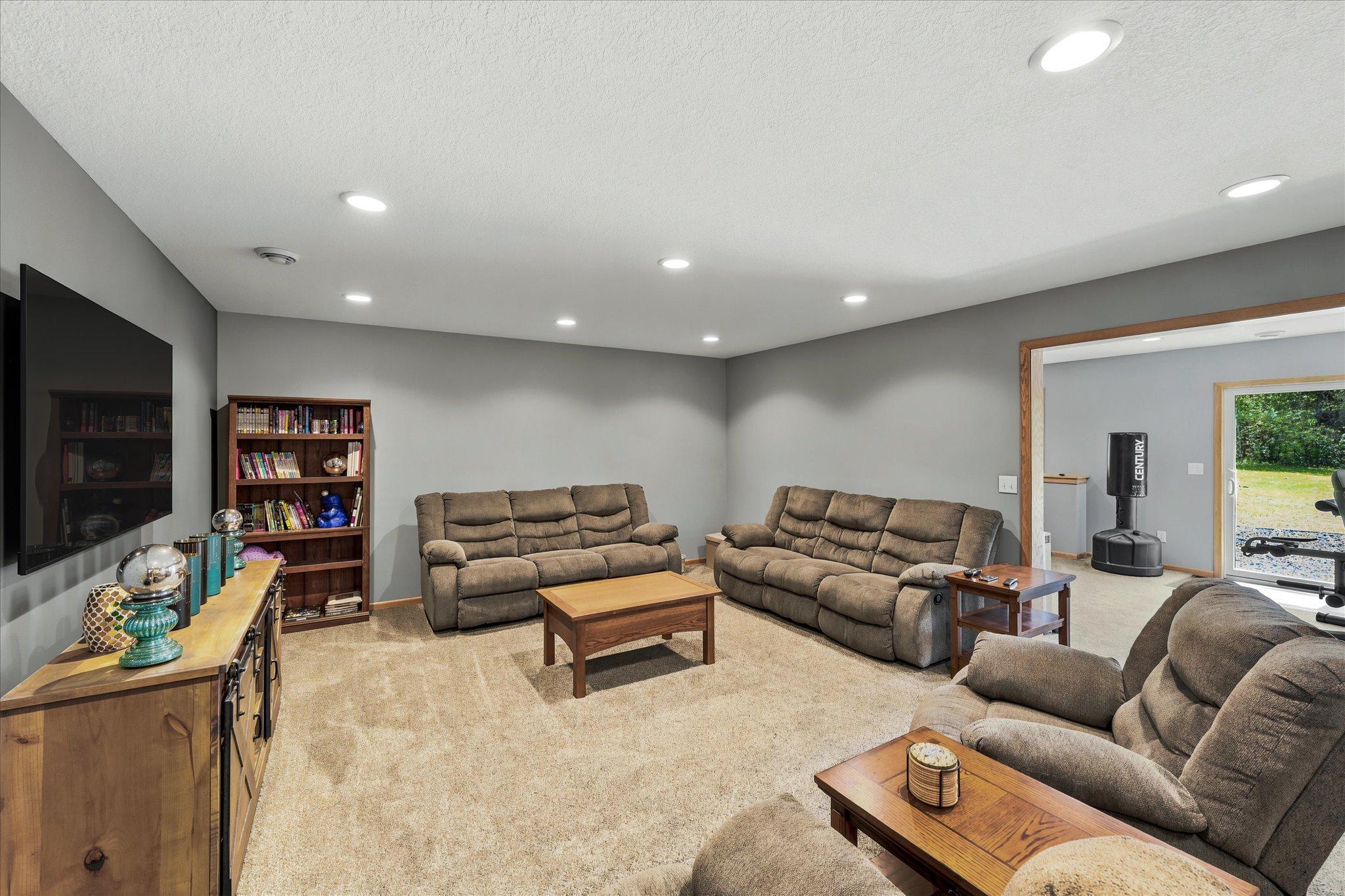 34-18757 243rd Ave NW [3078706]- 034.jpg