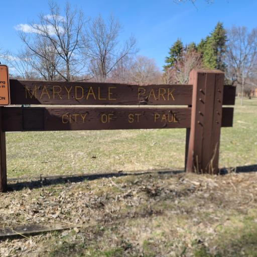Marydale Park: volleyball, fishing, picnic area