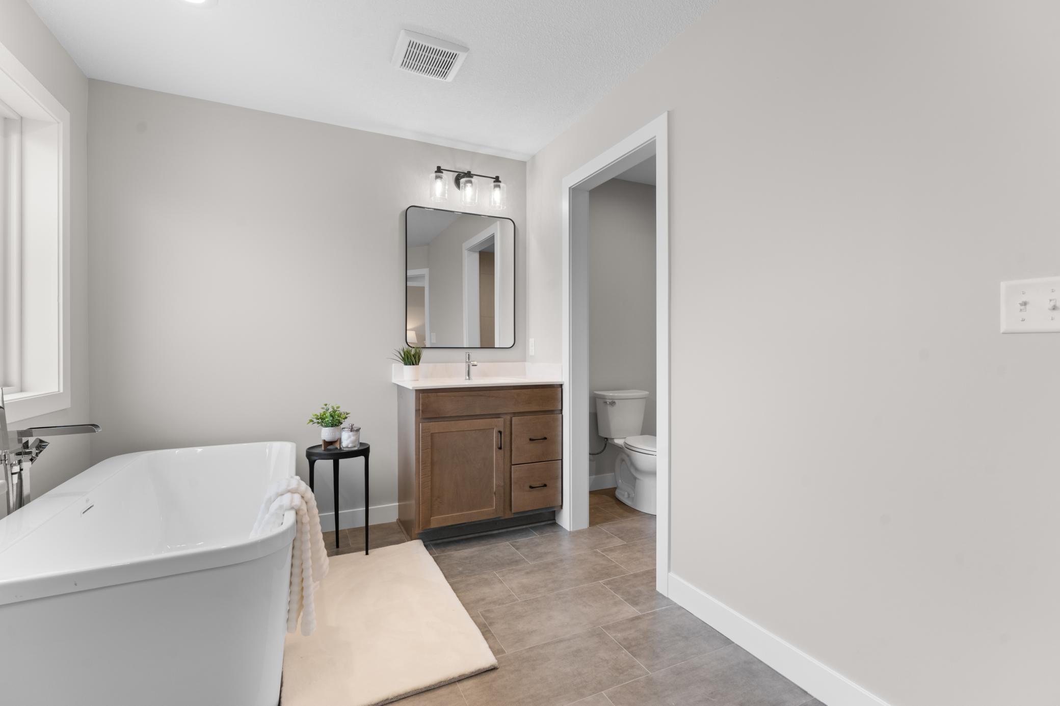 Noble Master Bathroom 2.jpg