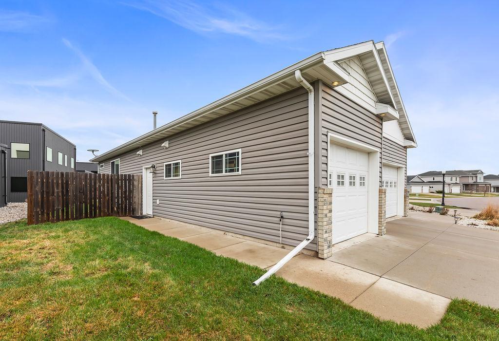 Side of garage to backyard