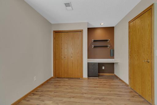 1002 Brook Court, Sauk Rapids, MN 56379
