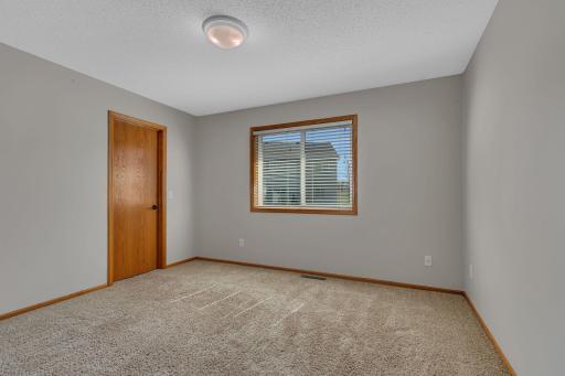 1002 Brook Court, Sauk Rapids, MN 56379