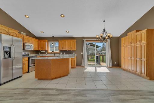 1002 Brook Court, Sauk Rapids, MN 56379