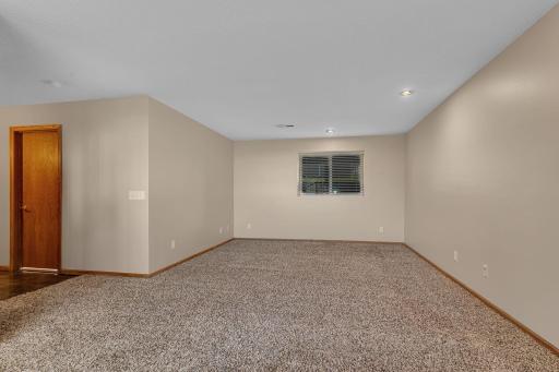 1002 Brook Court, Sauk Rapids, MN 56379