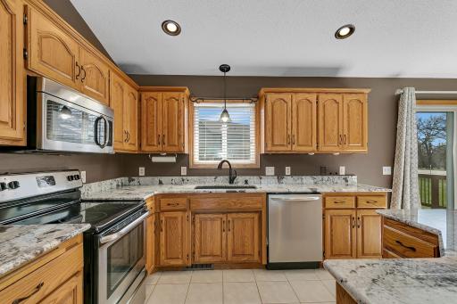 1002 Brook Court, Sauk Rapids, MN 56379
