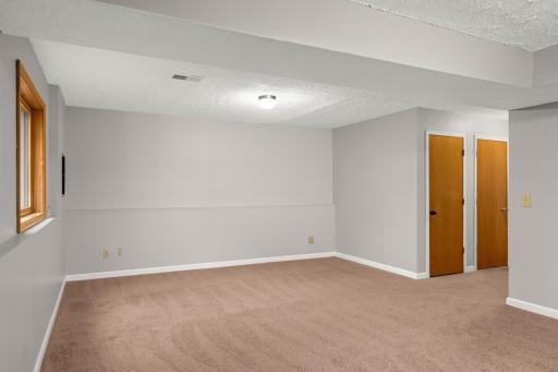 16690 Willow Lane SW, Prior Lake, MN 55372