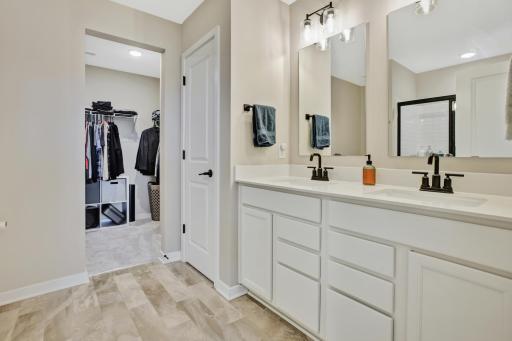 Master Bathroom/Walk In Closet