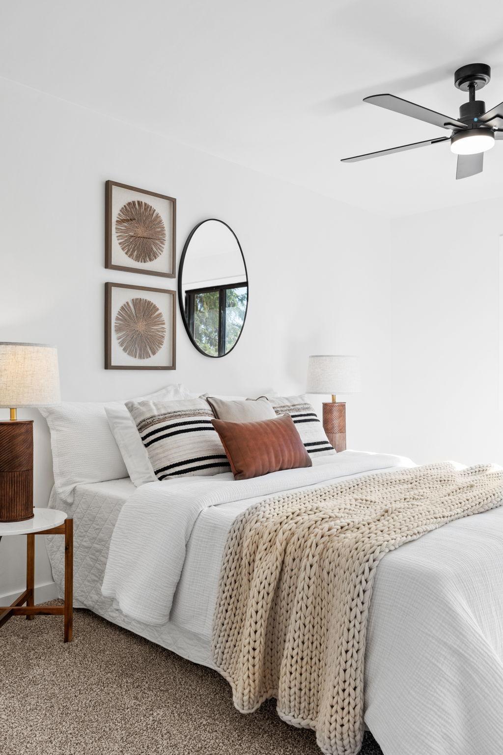 32-web-or-mls-9307 73rd St S-32.jpg