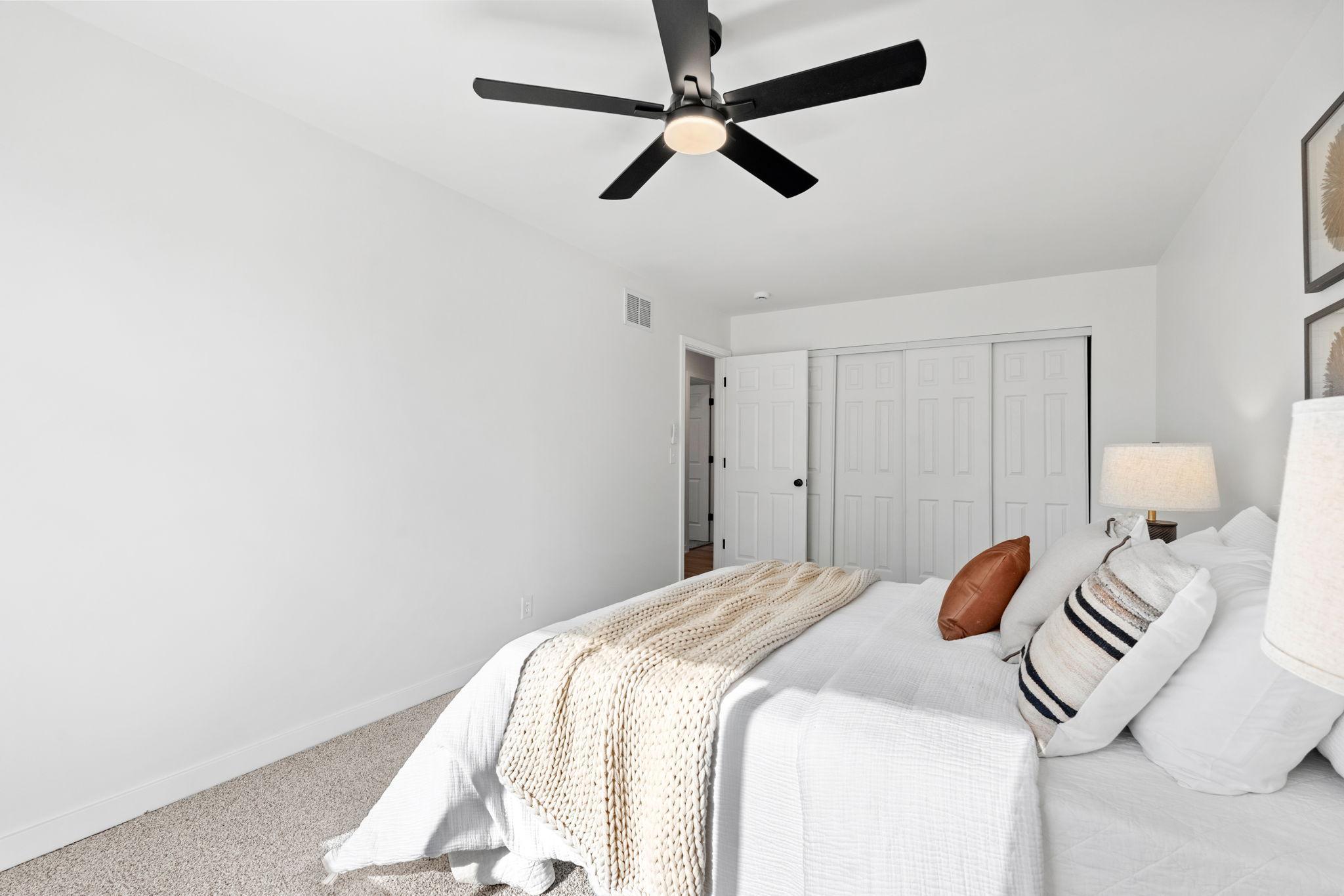 33-web-or-mls-9307 73rd St S-33.jpg