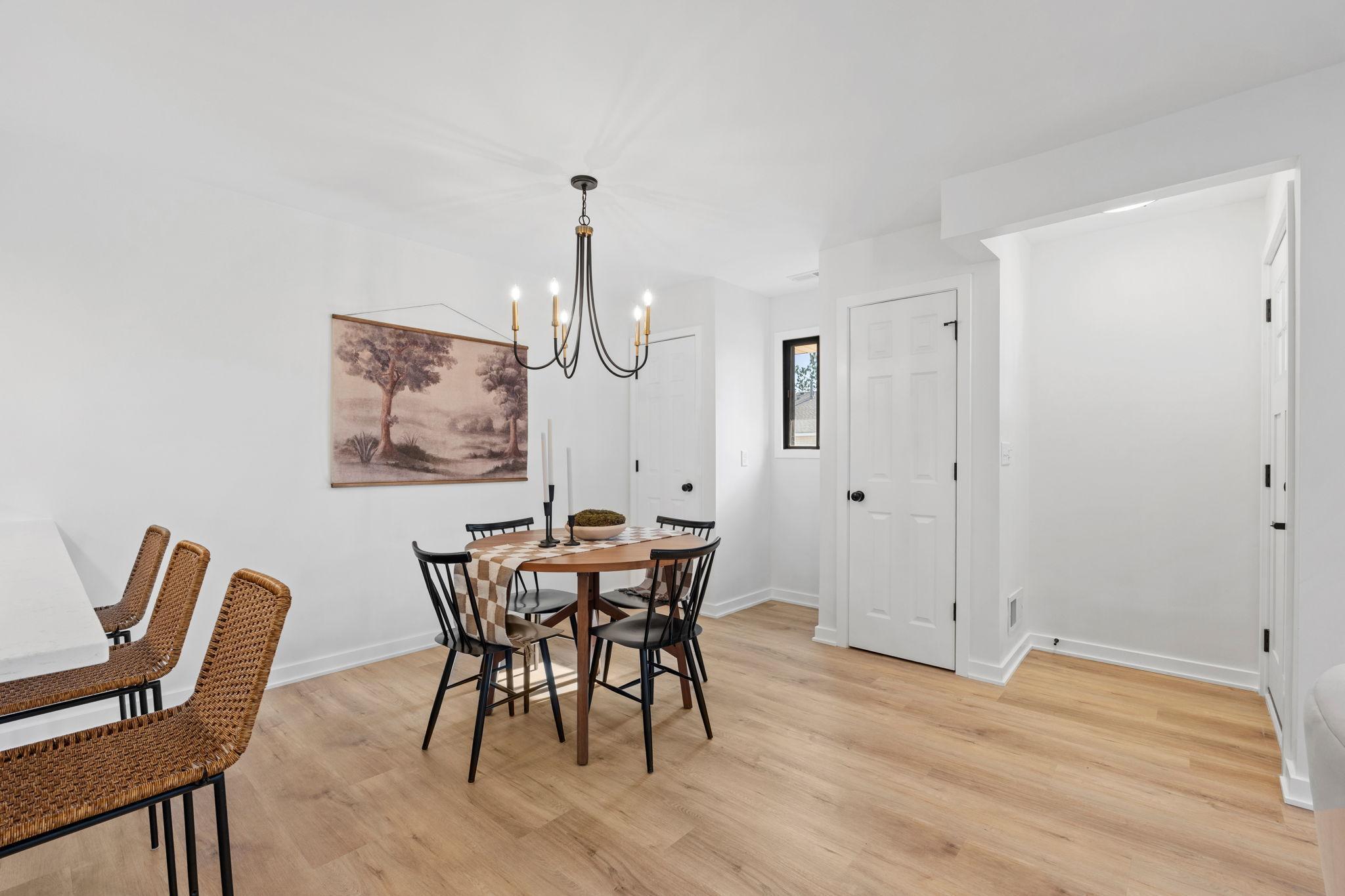 16-web-or-mls-9307 73rd St S-16.jpg