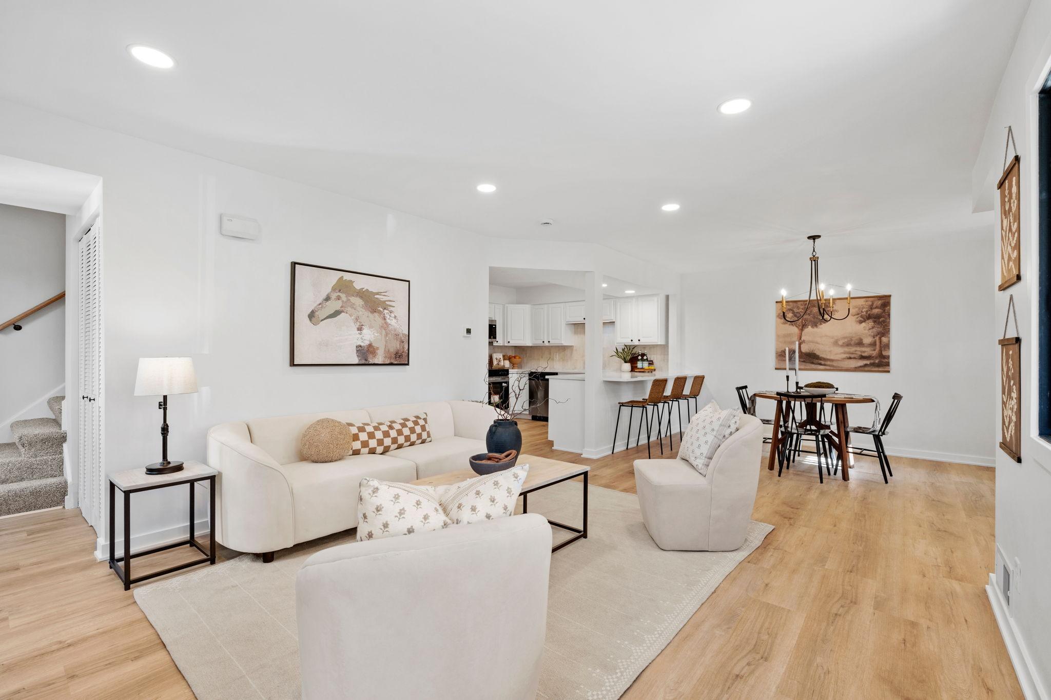 14-web-or-mls-9307 73rd St S-14.jpg