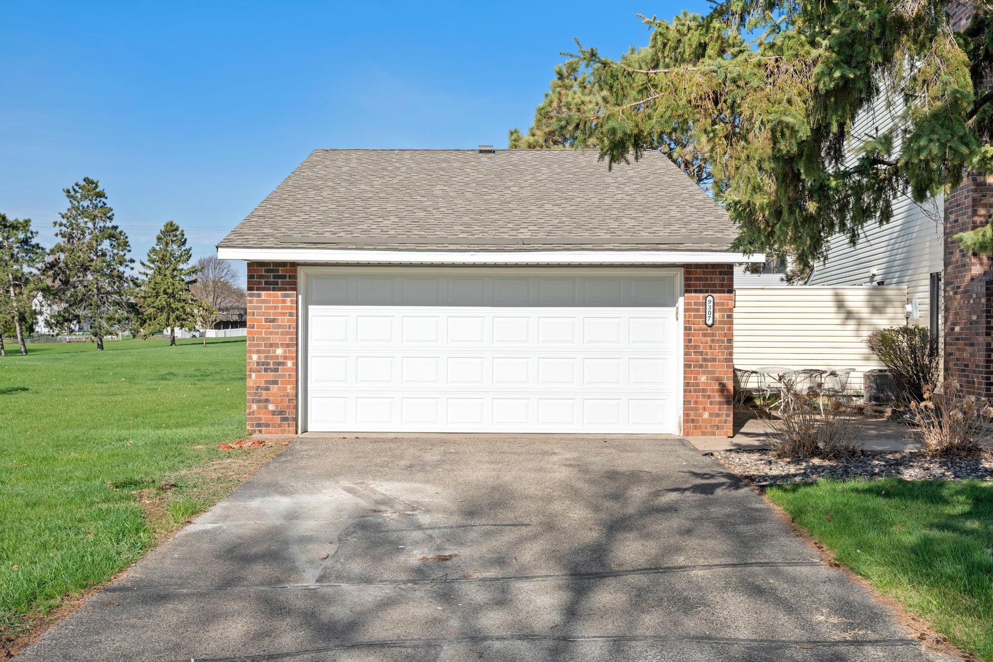 8-web-or-mls-9307 73rd St S-8.jpg