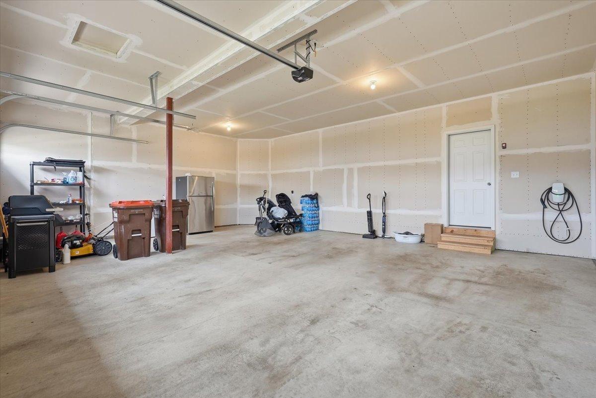30-Garage.jpg