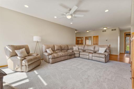 39541 Eastwood Avenue, North Branch, MN 55056