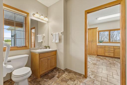39541 Eastwood Avenue, North Branch, MN 55056