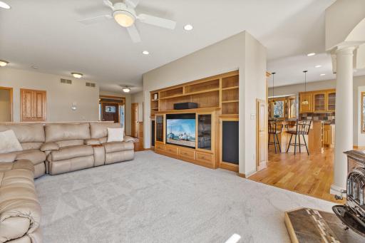 39541 Eastwood Avenue, North Branch, MN 55056
