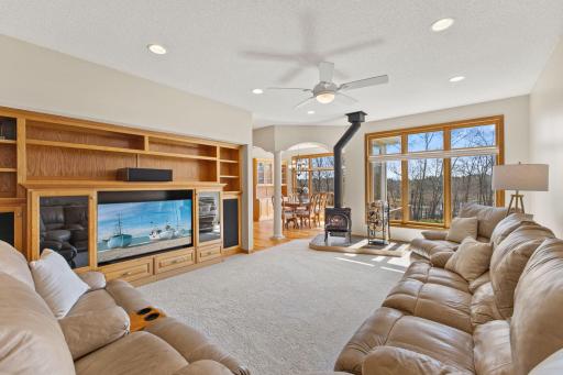 39541 Eastwood Avenue, North Branch, MN 55056