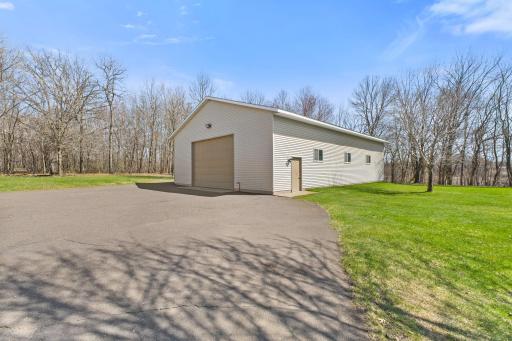 39541 Eastwood Avenue, North Branch, MN 55056