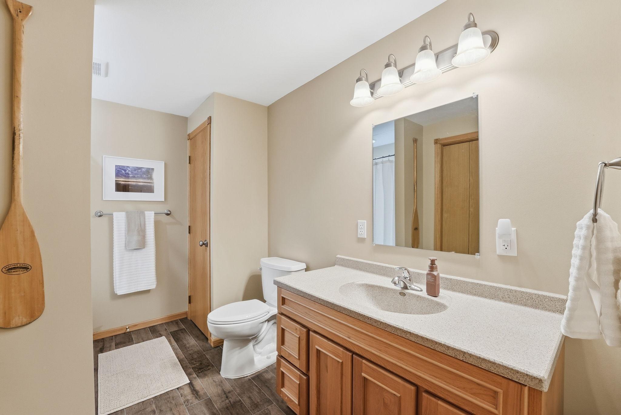 Lower level full bath