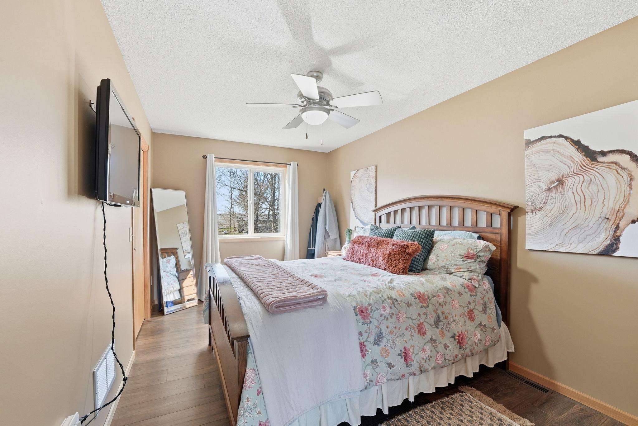 Upper level bedroom 4