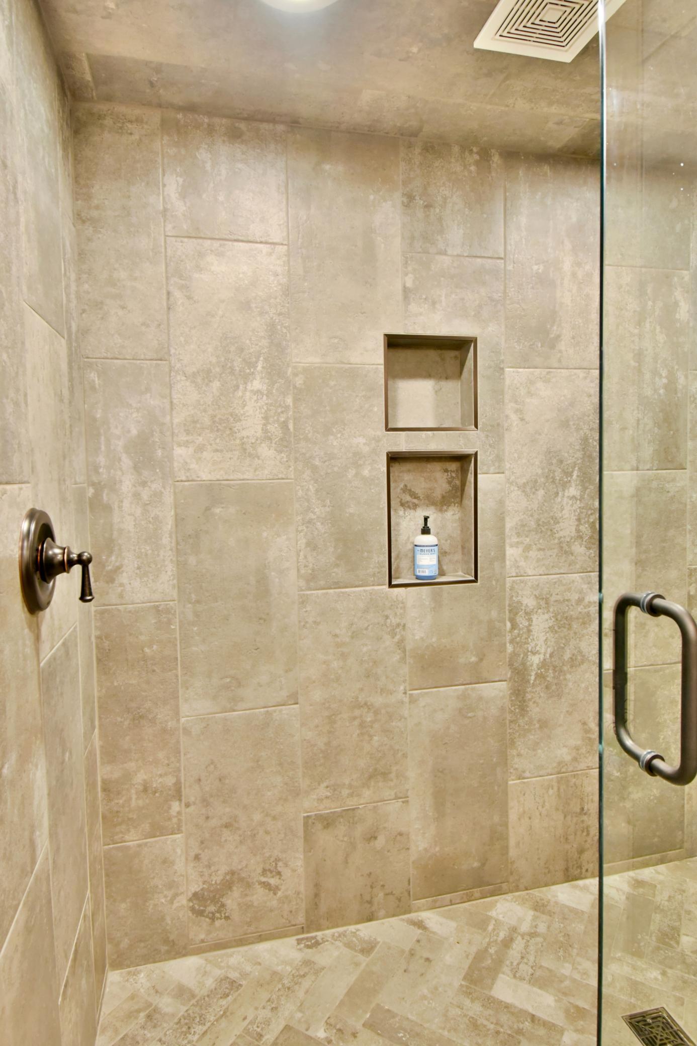 5123 Green Meadow Road SE Osakis, MN 56360 Custom tiled shower
